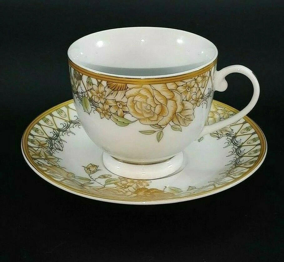 4 x Tea Cups & Saucers 24 Ct Gold Floral Japan Porcelain Yellow Roses - Image 2 of 4