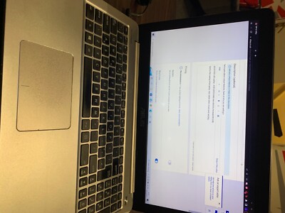 ASUS K501UB Laptop   8GB DDR3 RAM Intel i56200U Nvidia640M 2GB