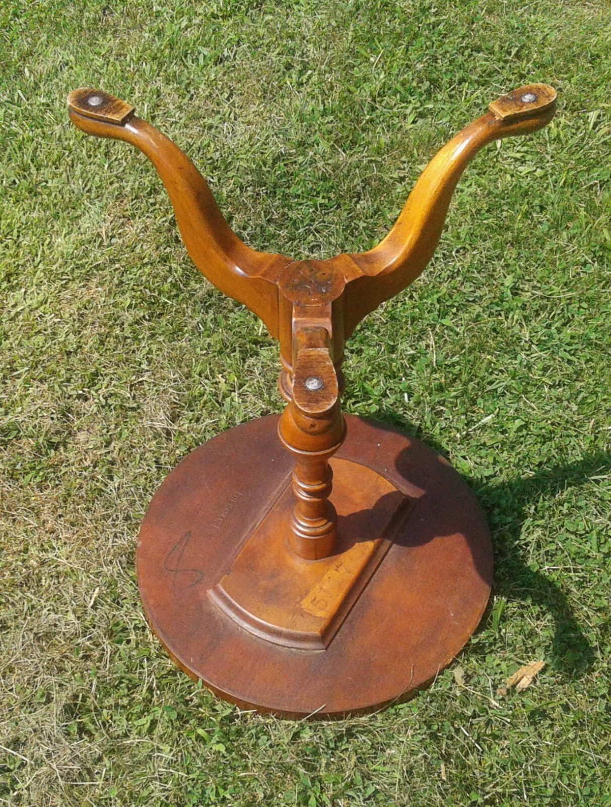 Picture 7 of 24