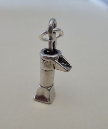 Dije bomba de agua manual antigua 3D 8x19 mm plata esterlina - Imagen 2 de 5