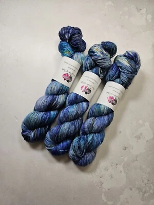 SW Merino Seide Kaschmir Garn, 4-fädig, Fingering Gewicht, 100 G, NORTHERN SKIES - Bild 1 von 4