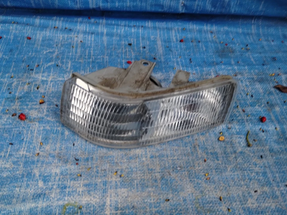 Luz de señalización de estacionamiento Cadillac GM OEM 1992-2002 Eldorado 16515777 izquierda Foto 2 de 4
