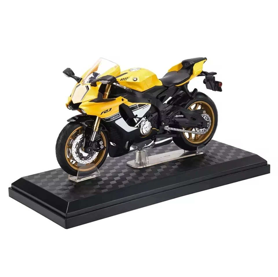 1:12 Yamaha YZF-R1 Diecast Model Bike With Carbon Fibre Stand - Image 3 of 4