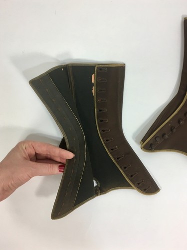 Antique 1890's-1910's EDWARDIAN VICTORIAN brown silk satin & wool spats Exc cond - Picture 3 of 11