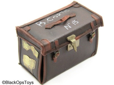 1/6 Scale Toy Léon The Professional - Leather Like Suit Case