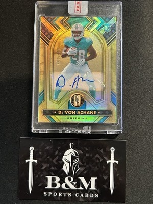 2023 Panini Gold Standard - Rookies De'Von Achane #132 Autographs /199 (RC) seal