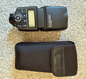 Canon Speedlite 430EX II Hot Shoe Strobe Flash for EOS, Zoom Tilt Swivel, Case