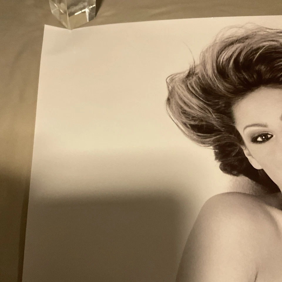 Póster 25x35 KELLY BROOK/impresión del Reino Unido descubierto. Foto 2 de 4