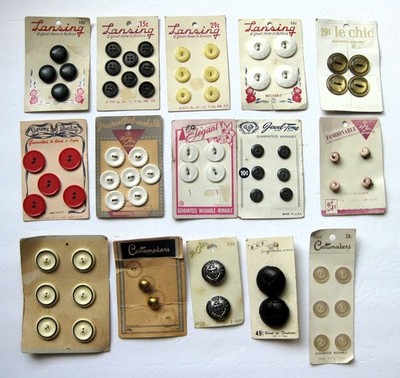 Lot of 15 Vintage Button Cards - Le Chic, BGE, Costumakers, Lansing, Supreme, +