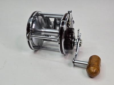 Vintage Penn 4/0 Senator 113H Fishing Reel