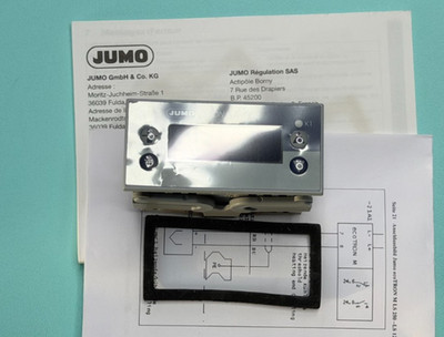   Jumo eTRON M Panel Mount Thermostat 00473469   701060/922-31 230 V AC #22
