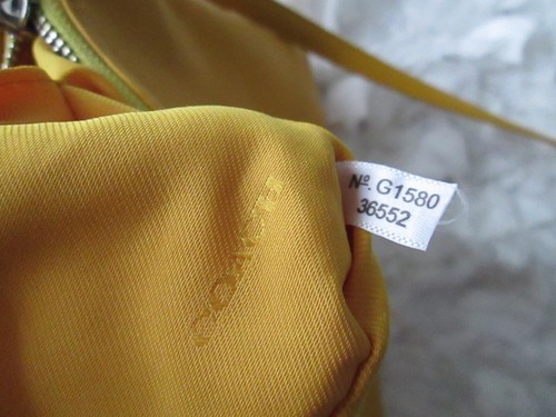 BOLSO BANDOLERA/CARTERA DE CUERO AMARILLO CON CIERRE GIRATORIO COACH DE COLECCIÓN DOBLE CREMALLERA - Imagen 18 de 18