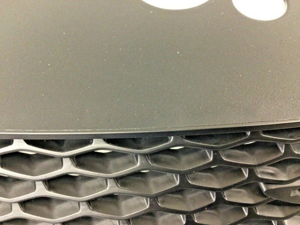 2015-2017 Chrysler 200 Front Radiator Grille Dark Gray 3.6L V6 OEM 68103934AC - Image 4 of 4