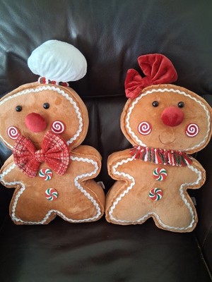 Mr. & Mrs. Gingerbread Decorated Throw Pillows 16 Inch Brand New, Set Of 2