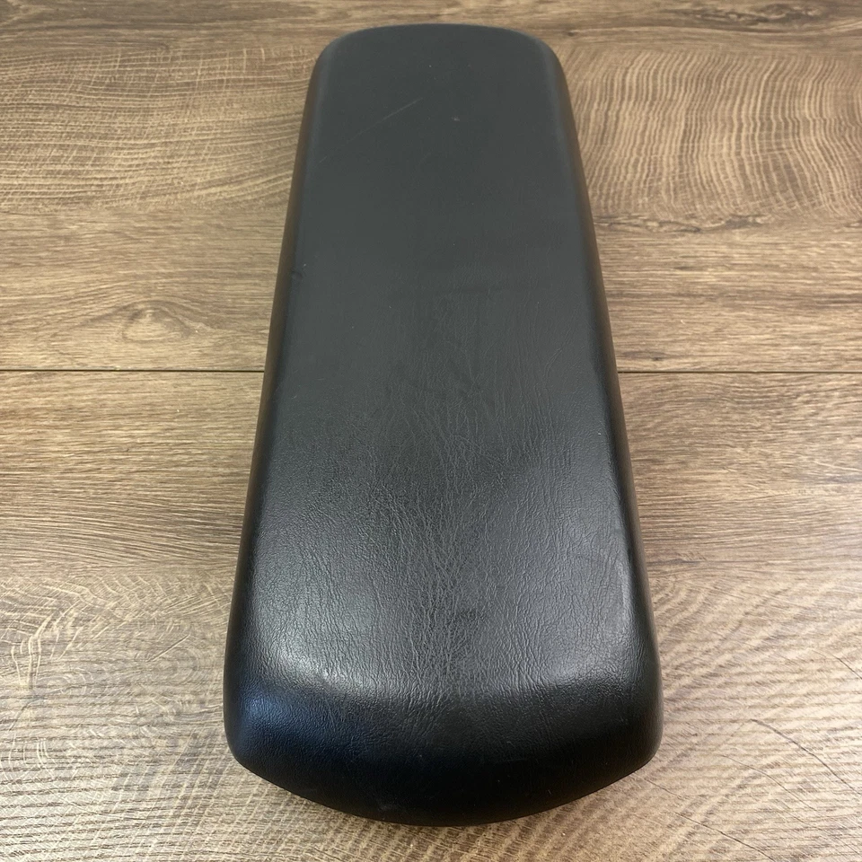 Chevrolet Malibu 2004-2007 negro consola central reposabrazos reposabrazos tapa cubierta Foto 2 de 4