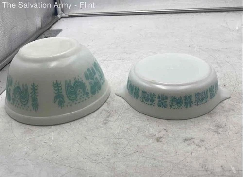 Pyrex White Teal 402 & 471 Amish Butterprint Kitchenware Bowl And Dish 2 Piece