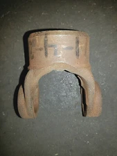 DANA SPICER END YOKE 1-4-21