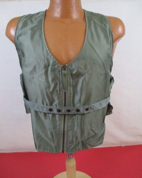 Vietnam Era USAF Air Force Type E-1 Radio Carrier Vest - Size