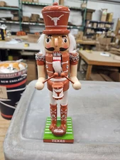 TEXAS LONGHORNS NUTCRACKER HOLIDAYS CHRISTMAS NCAA CAR OFFICE HOME NEW IN BOX