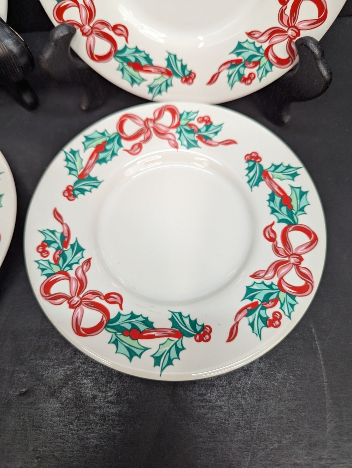 International Tableworks Christmas Ribbons 157 Saucers for Flat Cups Set of 4