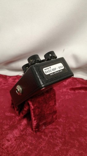 Xotic Bass BB Preamp Bass Guitar Effects Pedal - Picture 4 of 4