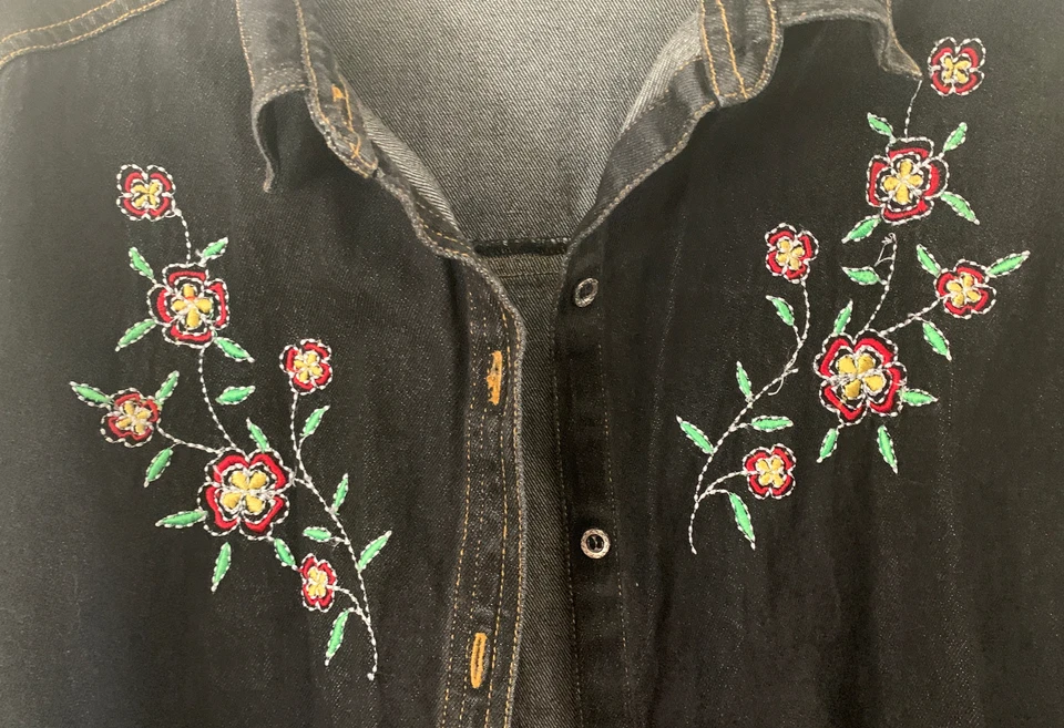 Cathy Daniels 100% Algodón L Negro Flor Bordada Chaqueta Vaquera Bonita Forma Foto 3 de 4