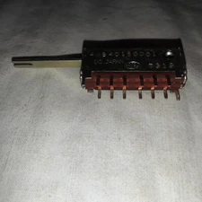 SWITCH 4PDT LATCHING PUSH ON PUSH OFF MFG ALPS 40B40150001 1973 NEW