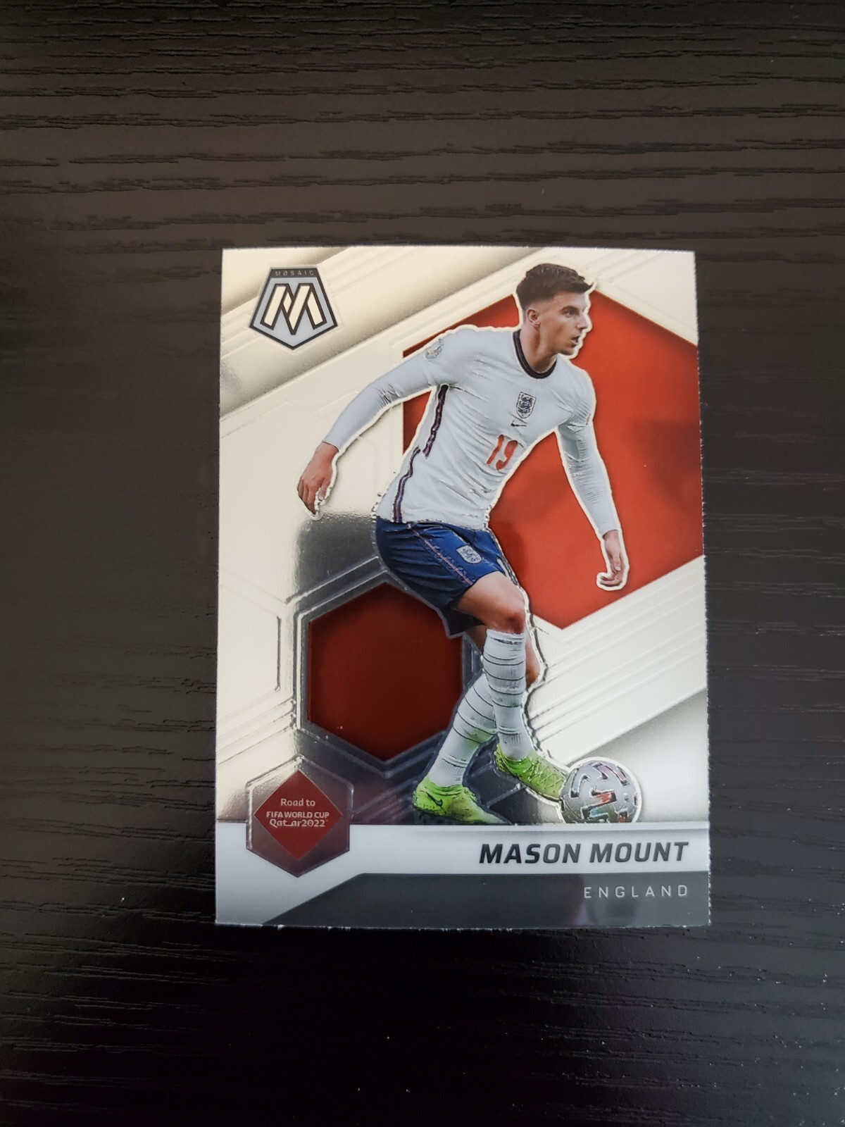 Mason Mount - 2021-22 Mosaic Road to FIFA World Cup Base Card #37