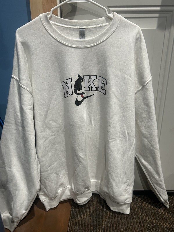 Nike How To Train Your Dragon Sweater | Toothless, White XL