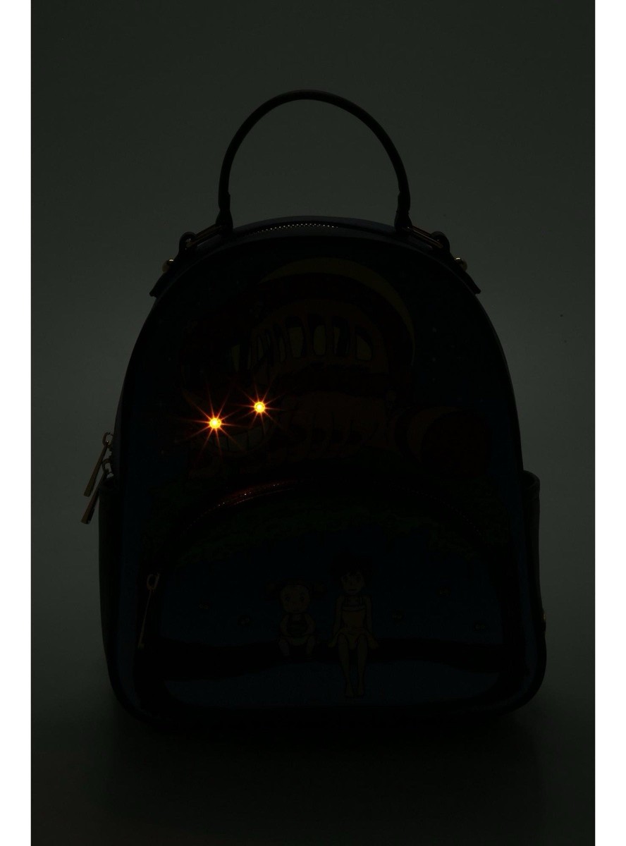 Our Universe Studio Ghibli My Neighbor Totoro Catbus Light  display picture 2