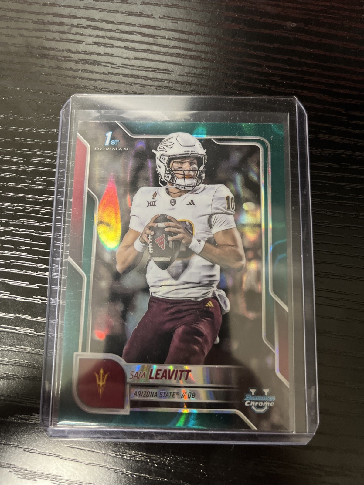 2025 Bowman University Chrome - Sam Leavitt #195 Teal Lava Refractor (RC)