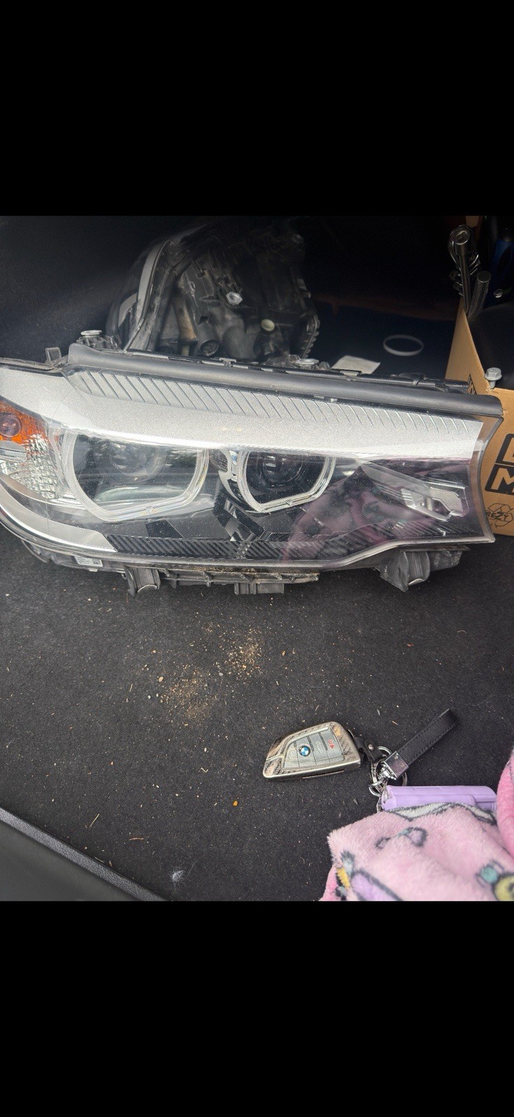 2018 BMW 540ixdrive Headlights