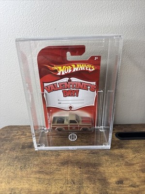 ホットウィール '83 シェビー シルバラード バレンタインデー Hot Wheels 83 Chevy Silverado Valentine's Day In Protector Case | eBay