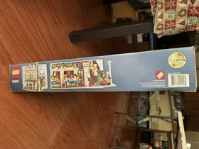 LEGO 10243, Creator Expert: Parisian Restaurant Complete Set, Brand New Sealed 
