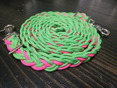 8 Foot Loop Paracord Reins in Green and Pink Quick Change with snaps and conways