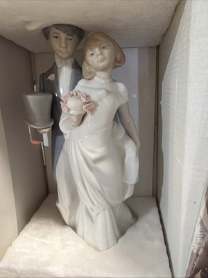 LLADRO リヤドロ Boda actual Wedding bells Lladro Boda Actual Wedding Bells Figurine 06164 With Certificate