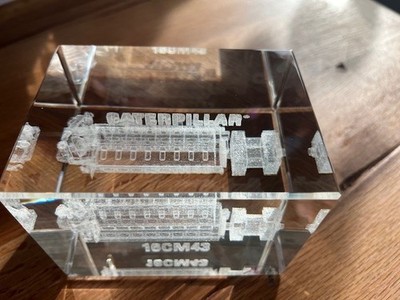 3D-Laser-Modell Caterpillar Motor Typ 16 CM43 in Innenschnitztechnik