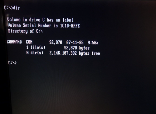 Dell DIMENSION L600cx DOS 2GB HD, 256MB RAM, Vintage Gaming Desktop - Afbeelding 2 van 13