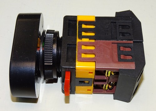 INDUSTRIAL STOP / START BUTTON – motor controls – 22mm machinery on off buttons - Picture 3 of 3