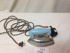4652 VECCHIO FERRO DA STIRO ELETTRICO FADE FUNZIONANTE ARREDAMENTO D’EPOCA