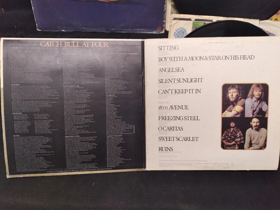 Cat Stevens Catch Bull At Four/Buddha & the Chocolate Box Vinyl LP records lot-2 - Image 3 of 4