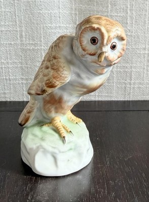 HEREND EAGLE OWL BIRD HAND-PAINTED PORCELAIN FIGURINE