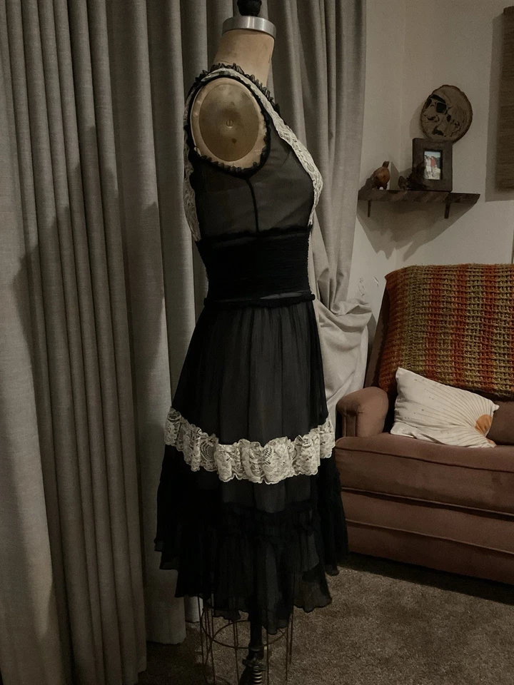 Vestido gótico victoriano Foto 3 de 4