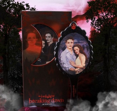 GLAMLITE X TWILIGHT SAGA BREAKING DAWN MIRROR SOLD OUT Brand New