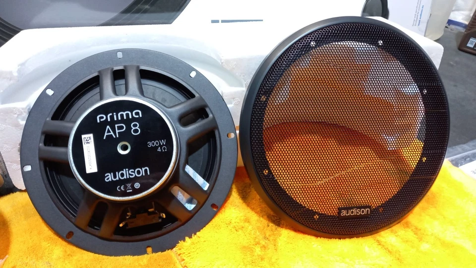 AUDISON AP8 WOOFER  DIAMETRO 20'' -300 WATT+ KIT  TAPPETI AUTO OMAGGIO - Immagine 4 di 4