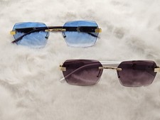 Unisex sunglasses in different colors