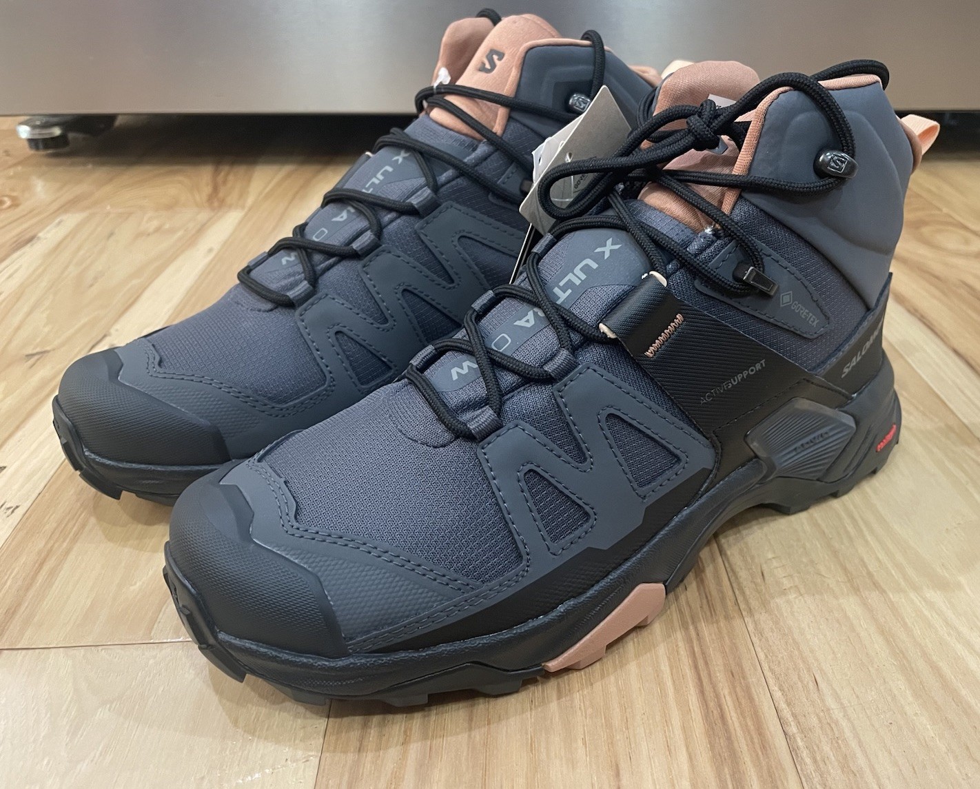 Stivali Salomon X Ultra 4 Mid GTX donna taglia 8 5 moka mousse impermeabili escursionismo