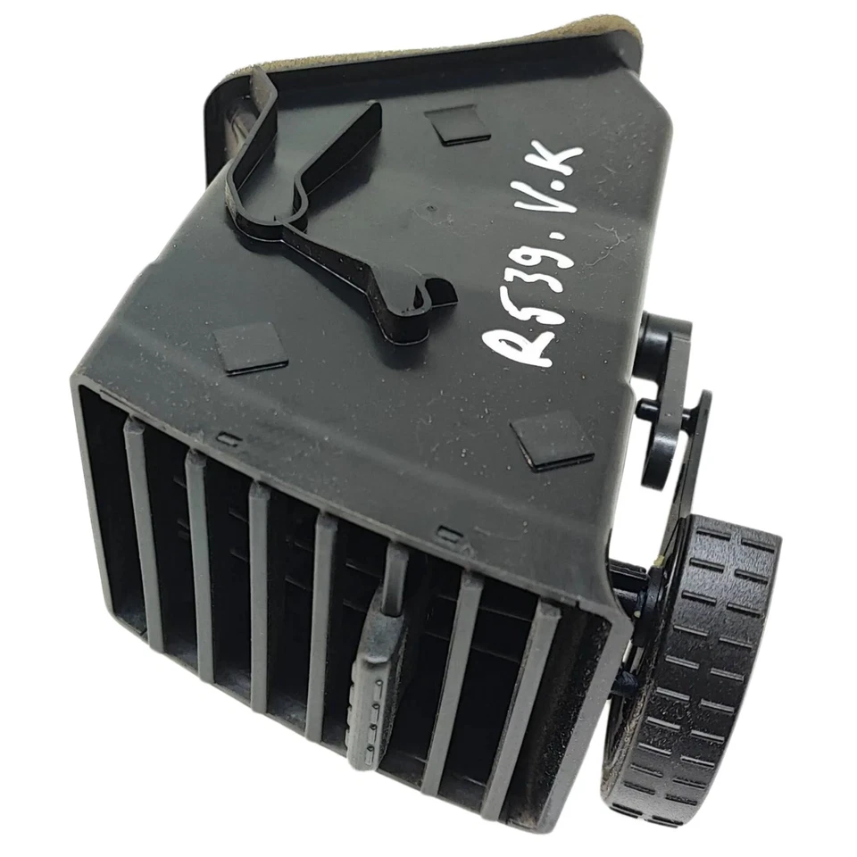 7H0815705C Dash Center Air Vent Grill Volkswagen Transporter - Caravelle T5 2008 - Image 2 of 4