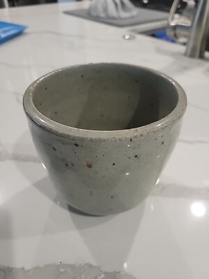 Handmade Studio Pottery Bowl/Pot/Planter.  Gray Speckled Glazed, Unsigned Farm