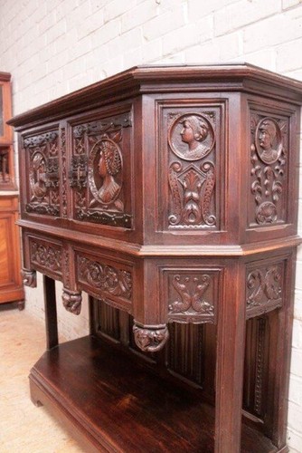 ANTIQUE CARVED OAK GOTHIC FIGURAL CABINET ca. 1890 - Picture 7 of 8